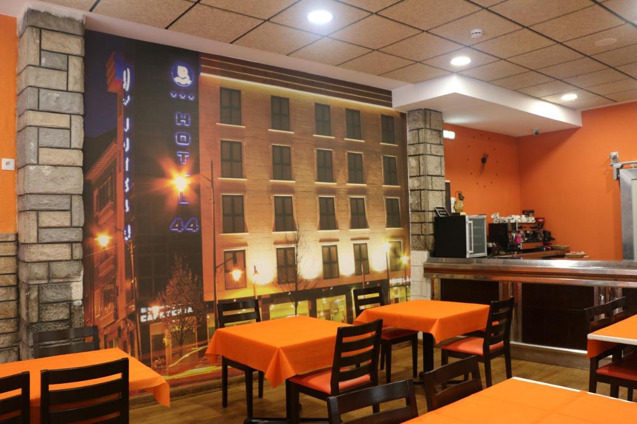 Hotel 44 Gijon Exterior photo